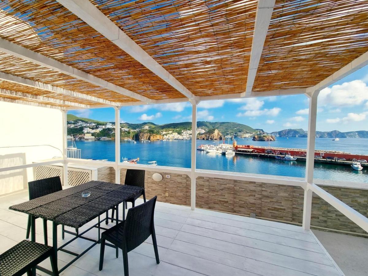 Maridea - La Darsena Apartment Ponza Ngoại thất bức ảnh